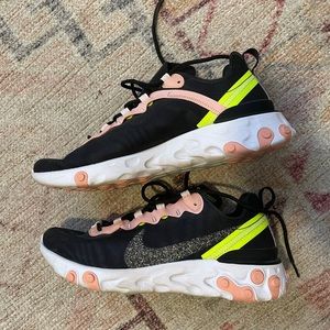 Nike Reacts size 10.5 LIKE NEW
